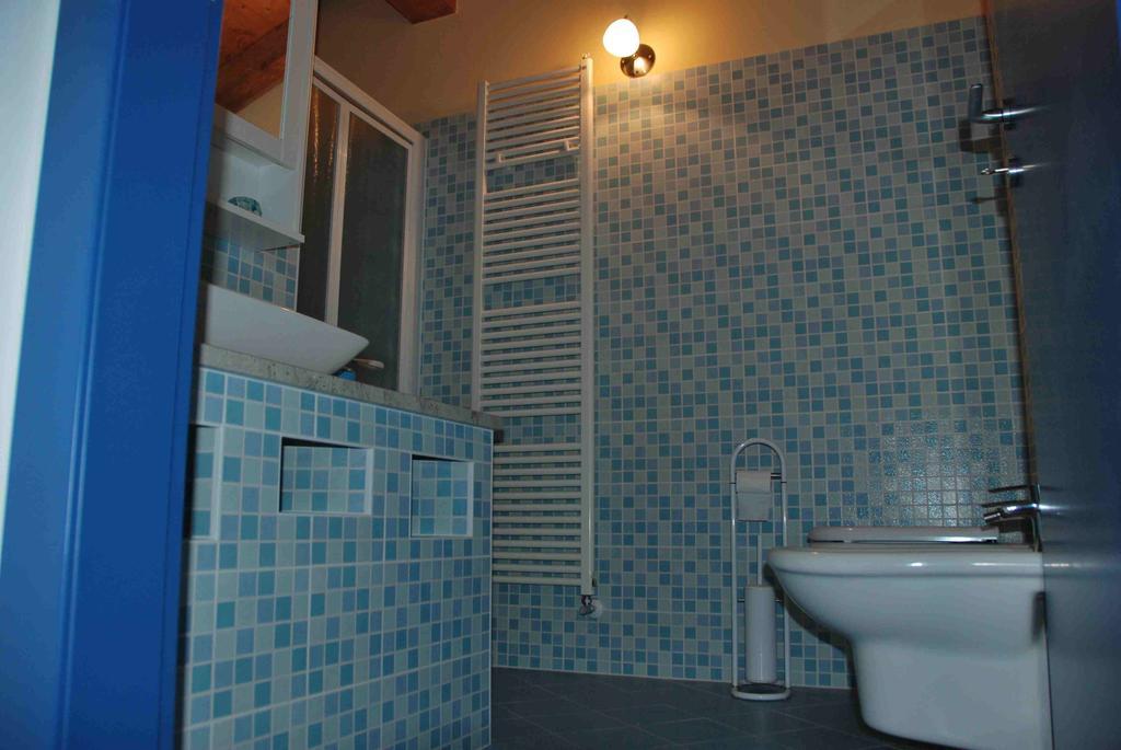 B&B La Casa Di Trizzi โกโม ห้อง รูปภาพ
